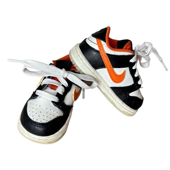 Nike Kids Shoes - Black and Orange - Picture 2 of 11